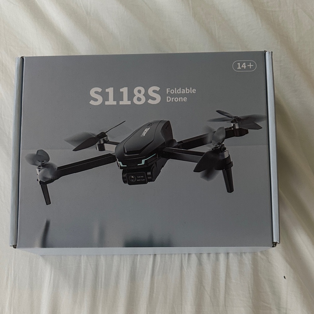 S118S Foldable Drone - Black